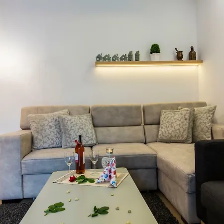 Appartamento Pajo I -rezydencja Tatry--grota Solna--taras--garaz Podziemny