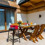 Pajo I -rezydencja Tatry--grota Solna--taras--garaz Podziemny Zakopane
