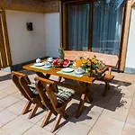 Pajo I -rezydencja Tatry--grota Solna--taras--garaz Podziemny Apartmán Zakopane