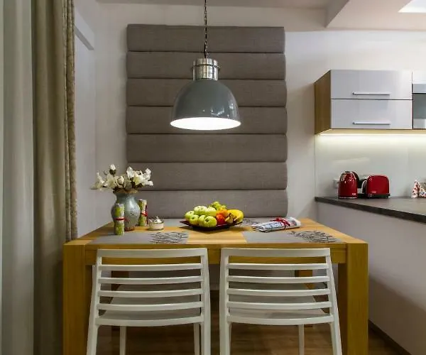 Pajo I -rezydencja Tatry--grota Solna--taras--garaz Podziemny *