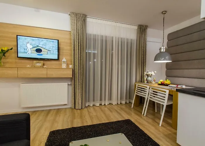 Pajo I -rezydencja Tatry--grota Solna--taras--garaz Podziemny דירה