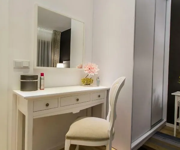 Pajo I -rezydencja Tatry--grota Solna--taras--garaz Podziemny דירה *