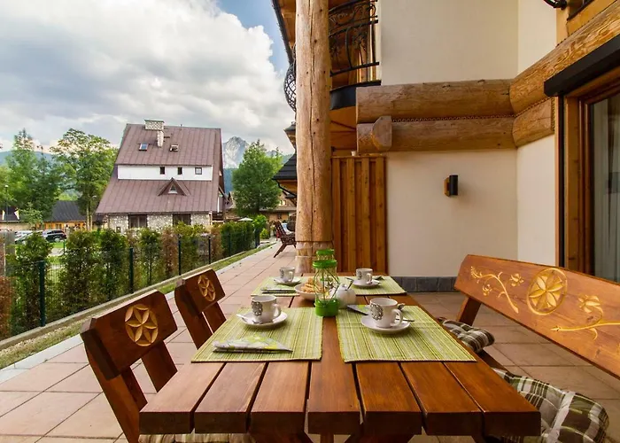 Pajo I -rezydencja Tatry--grota Solna--taras--garaz Podziemny דירה