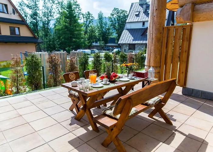 Pajo I -rezydencja Tatry--grota Solna--taras--garaz Podziemny *