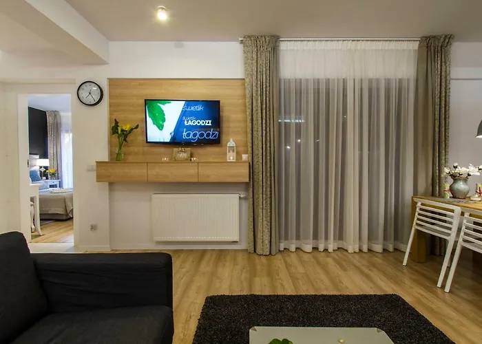 Pajo I -rezydencja Tatry--grota Solna--taras--garaz Podziemny דירה