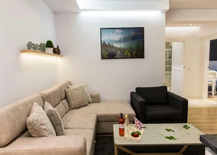 Pajo I -rezydencja Tatry--grota Solna--taras--garaz Podziemny דירה *