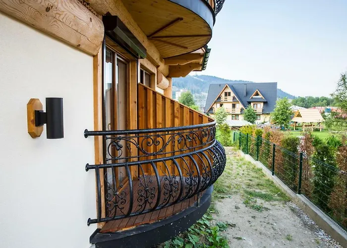 Pajo I -rezydencja Tatry--grota Solna--taras--garaz Podziemny דירה