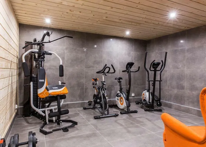 Pajo I -rezydencja Tatry--grota Solna--taras--garaz Podziemny * זקופאנה